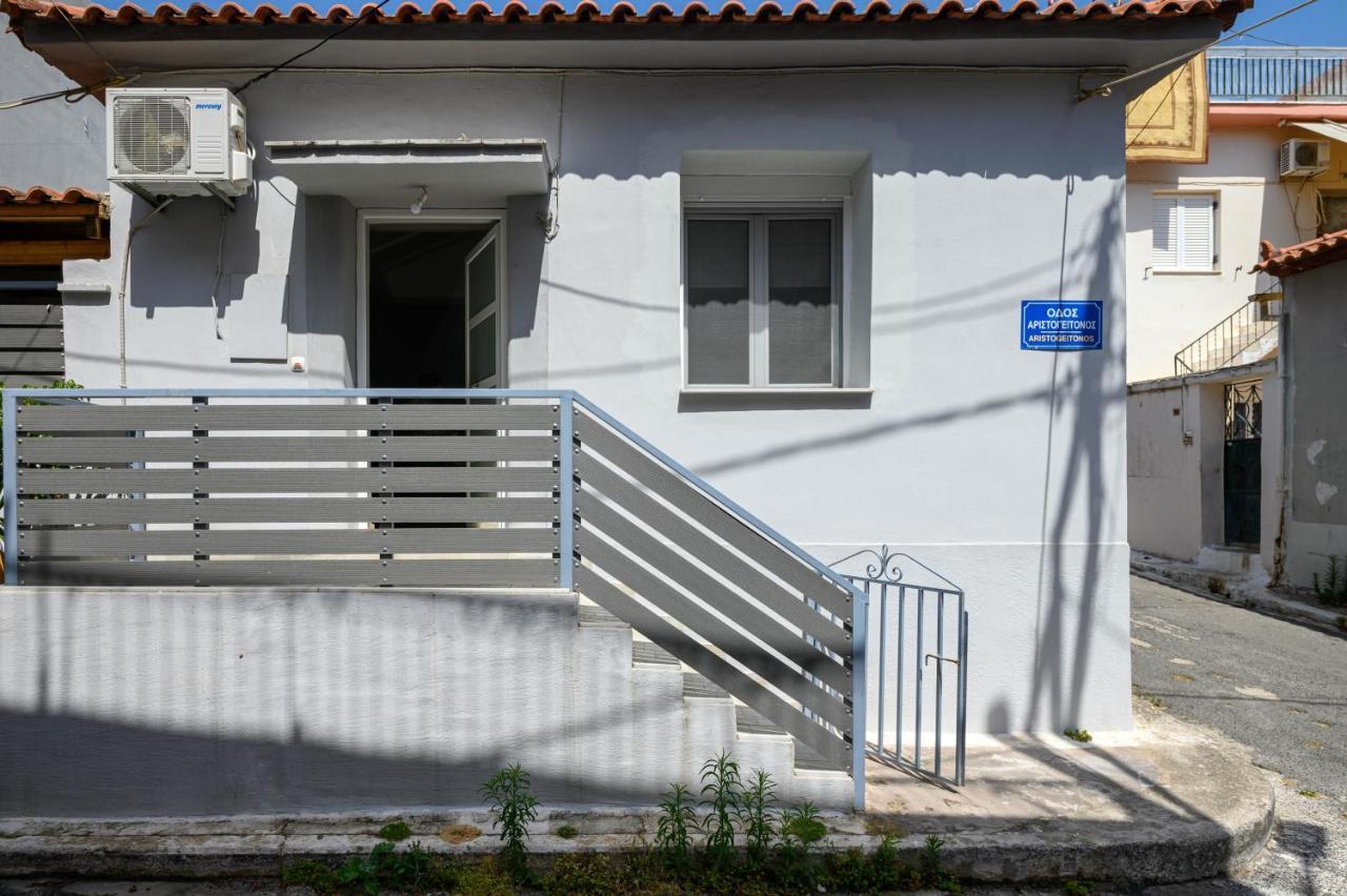 Zen Hut Apartment Kalamata Exterior photo