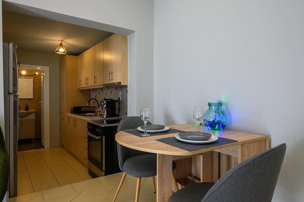 Zen Hut Apartment Kalamata Exterior photo